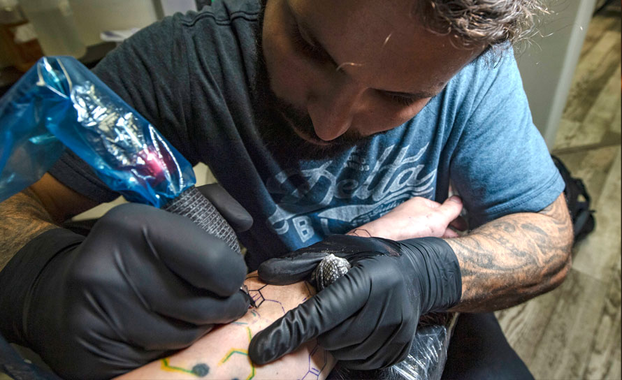 Area 51 Artist Thomas